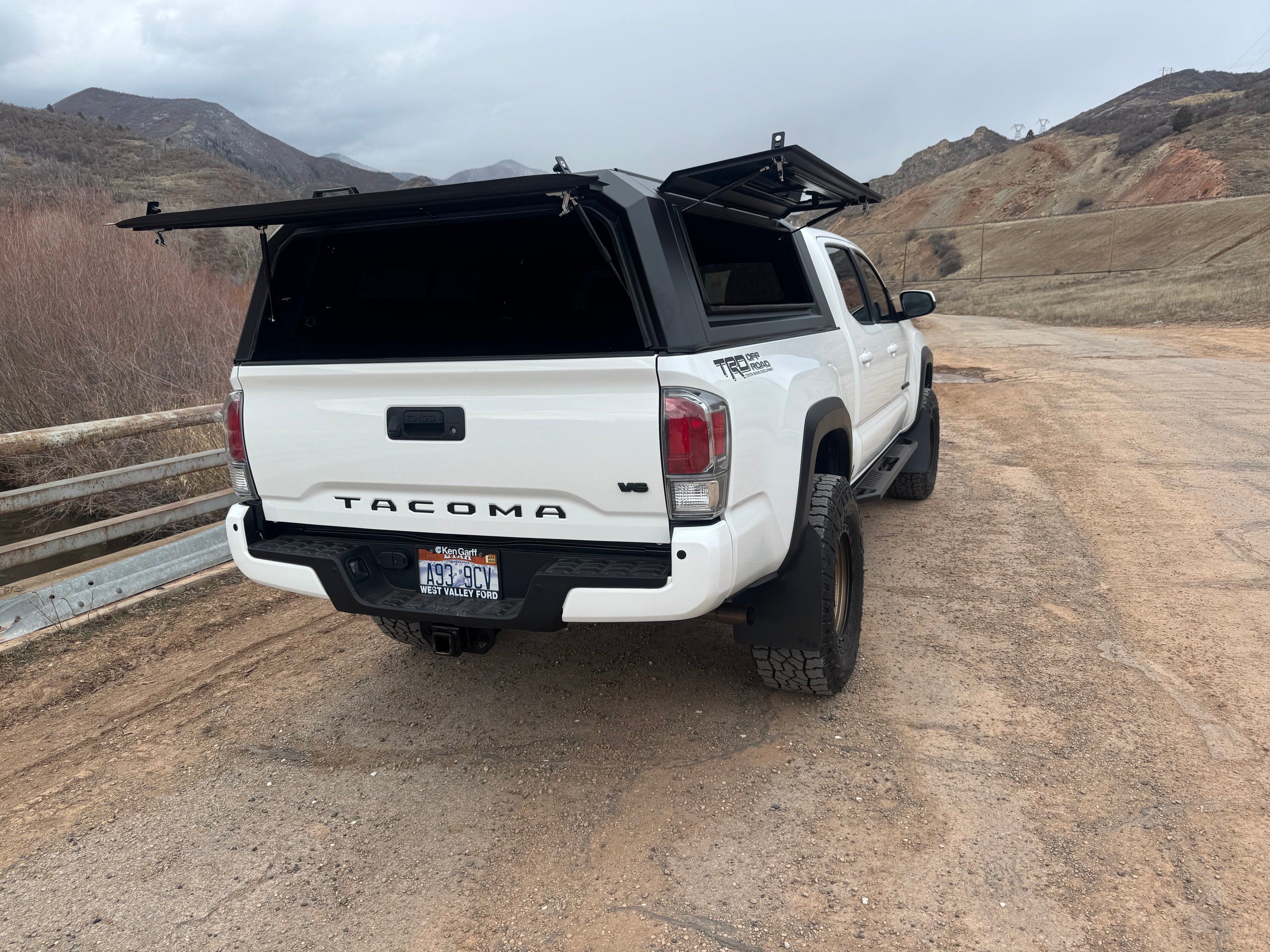 Truck Cap